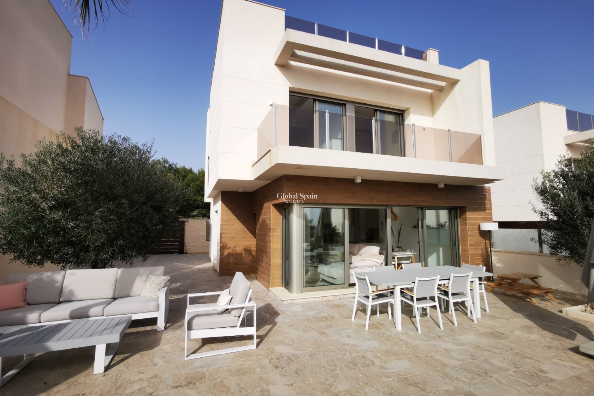 Lange termijn verhuur - VILLA -
SAN MIGUEL DE SALINAS - San Miguel Salinas