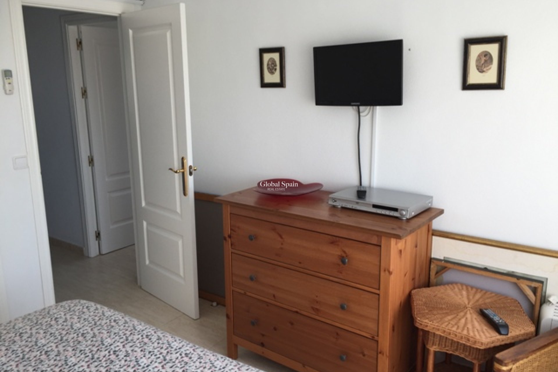 Langzeitmiete - WOHNUNG -
ORIHUELA COSTA - CAMPOAMOR