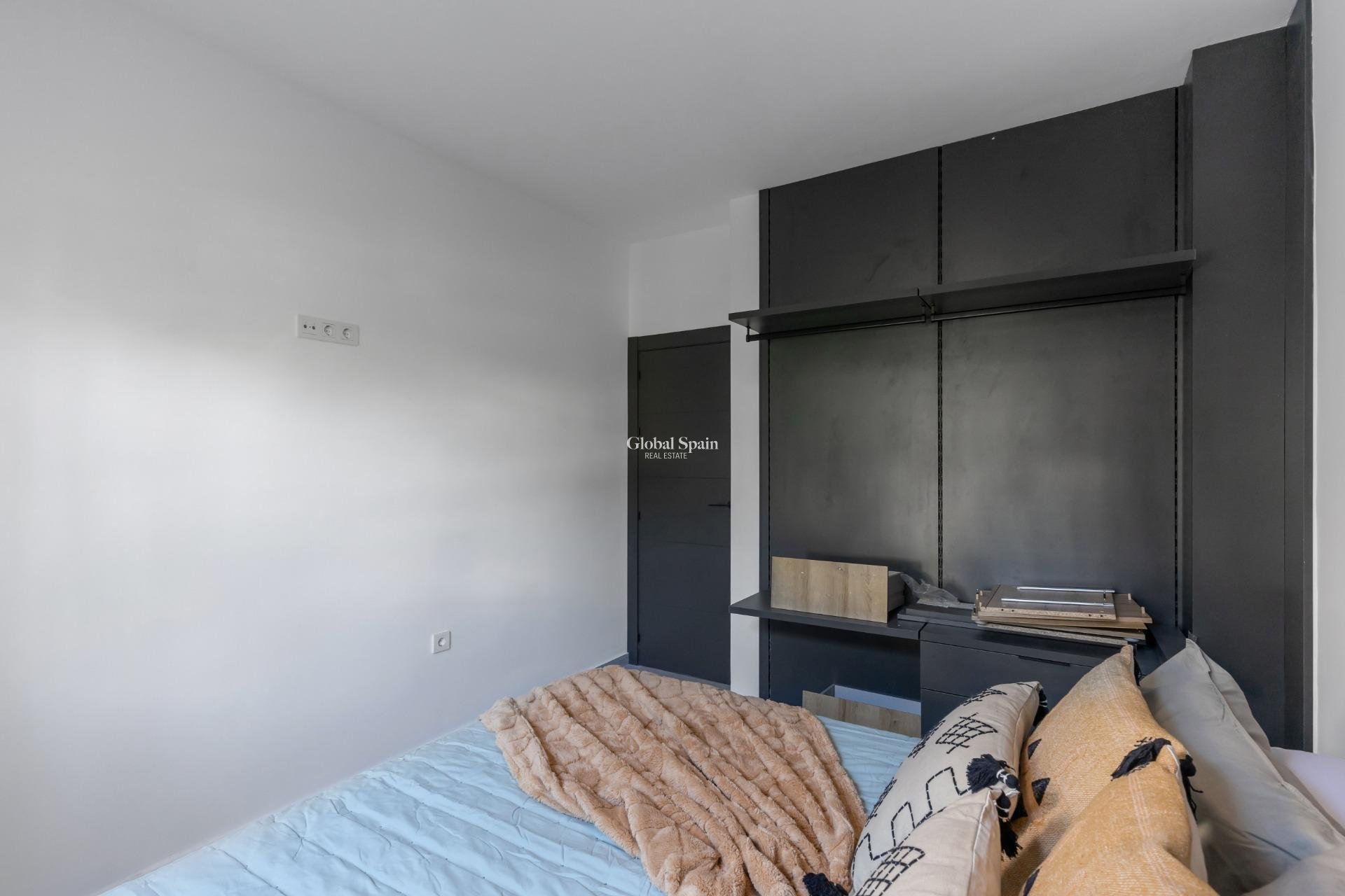 Langzeitmiete - WOHNUNG -
TORREVIEJA - Zona los Frutales