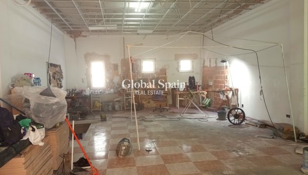 Local - Resale - LA NUCÍA -
                La nucia