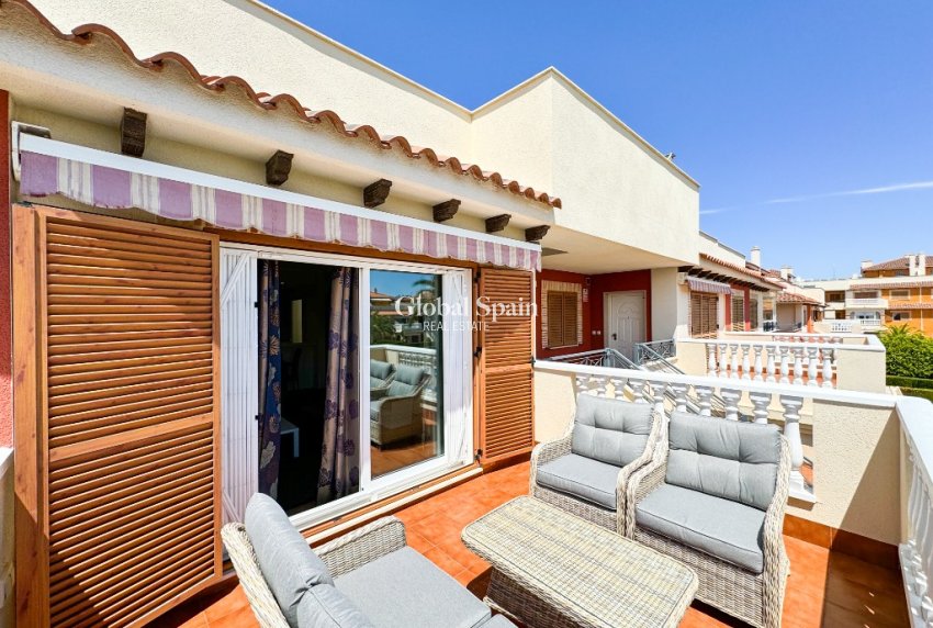 Location à court terme - Appartement -
PLAYA FLAMENCA - Zeniamar