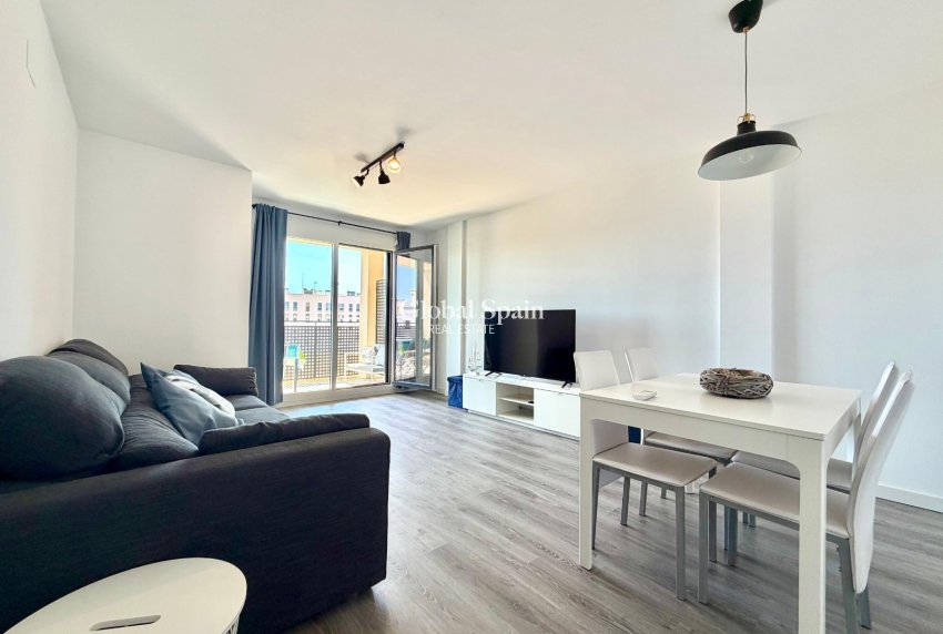 Location longue durée - APPARTEMENT -
DENIA - Port