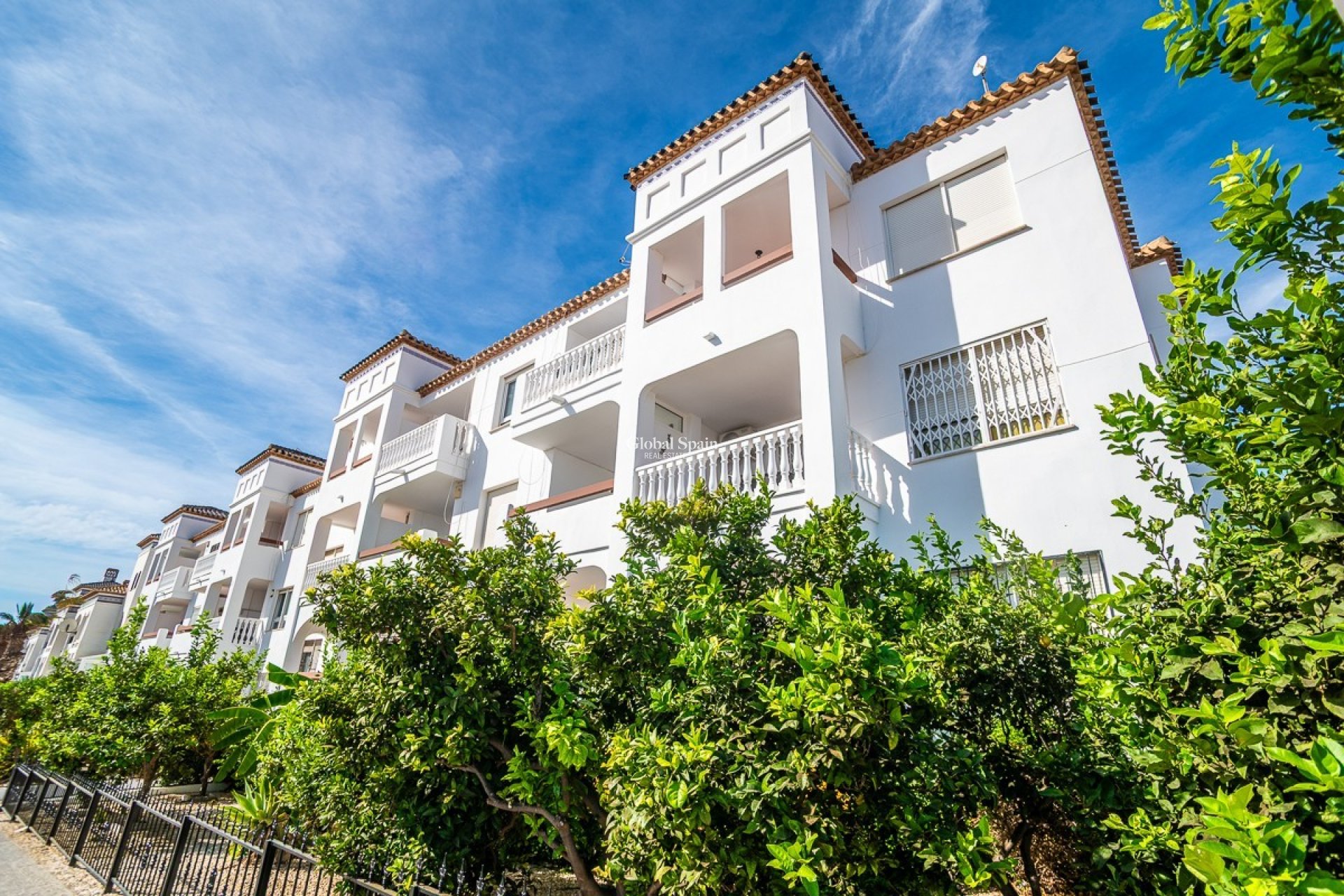 Location longue durée - Appartement -
ORIHUELA - VILLAMARTÍN