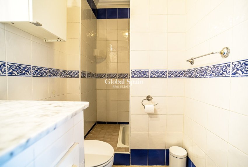 Location longue durée - Appartement -
ORIHUELA - VILLAMARTÍN