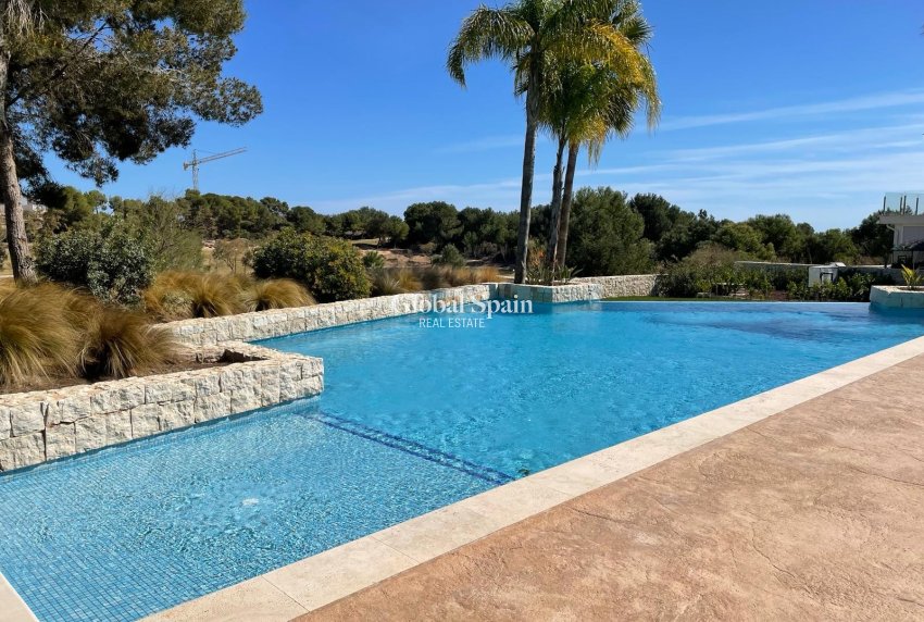 Location longue durée - APPARTEMENT -
PILAR DE LA HORADADA - Lo Romero Golf