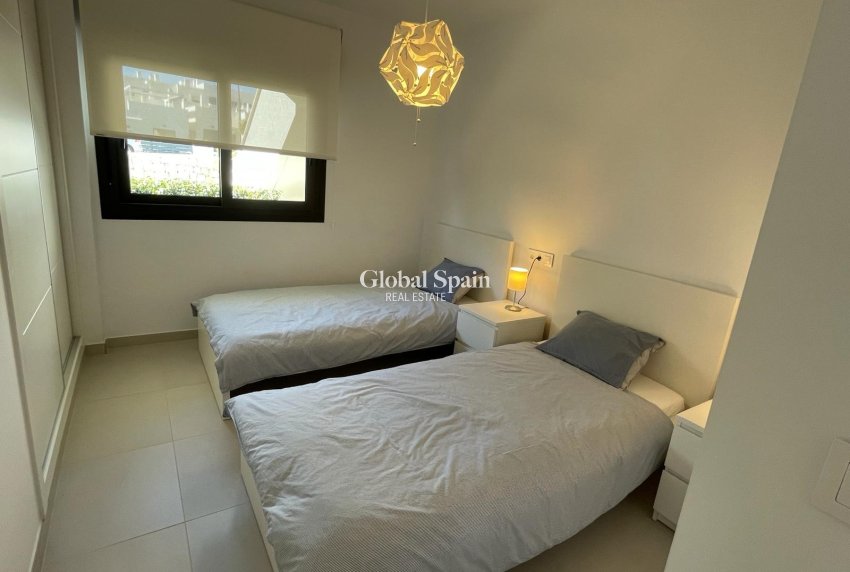 Location longue durée - APPARTEMENT -
PILAR DE LA HORADADA - Lo Romero Golf