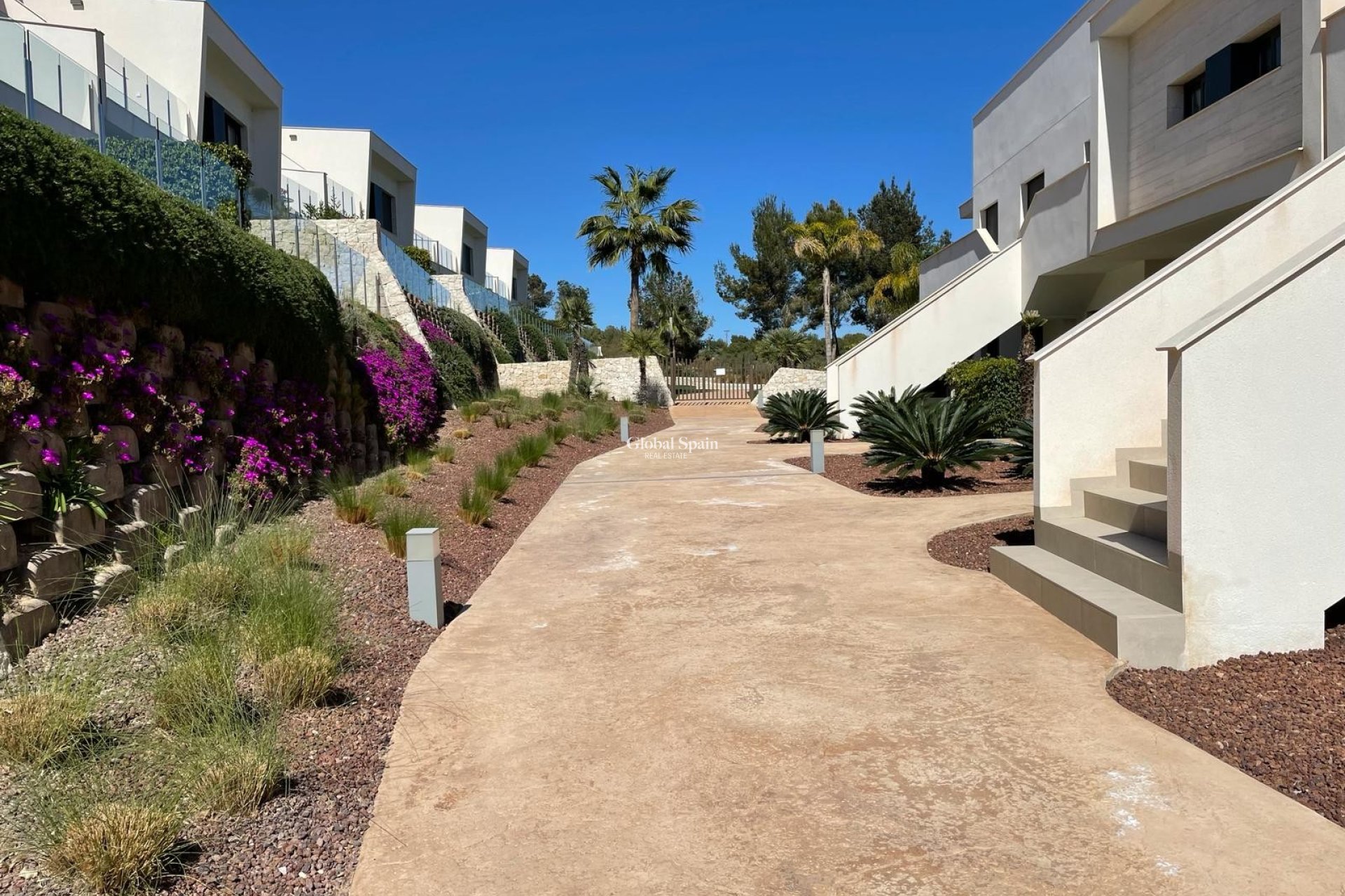 Location longue durée - APPARTEMENT -
PILAR DE LA HORADADA - Lo Romero Golf