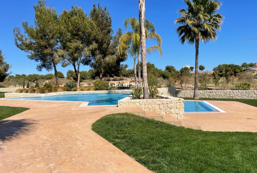 Location longue durée - APPARTEMENT -
PILAR DE LA HORADADA - Lo Romero Golf
