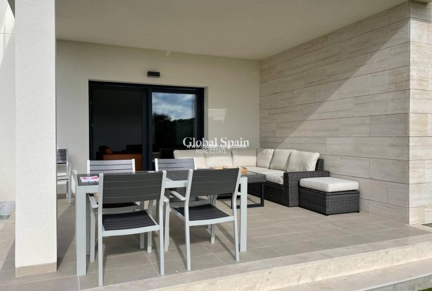 Location longue durée - APPARTEMENT -
PILAR DE LA HORADADA - Lo Romero Golf