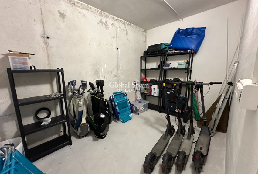 Location longue durée - Penthouse -
ORIHUELA COSTA - Playa Flamenca