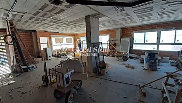 Lokaal - Lange termijn verhuur - Callosa De Ensarrià -
                Callosa De Ensarrià