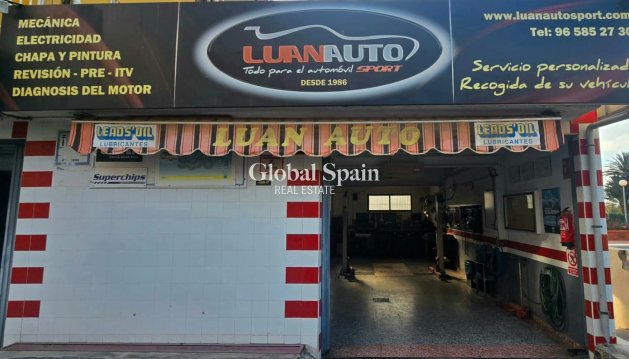 Lokal - Wiederverkauf - BENIDORM -
                Centro