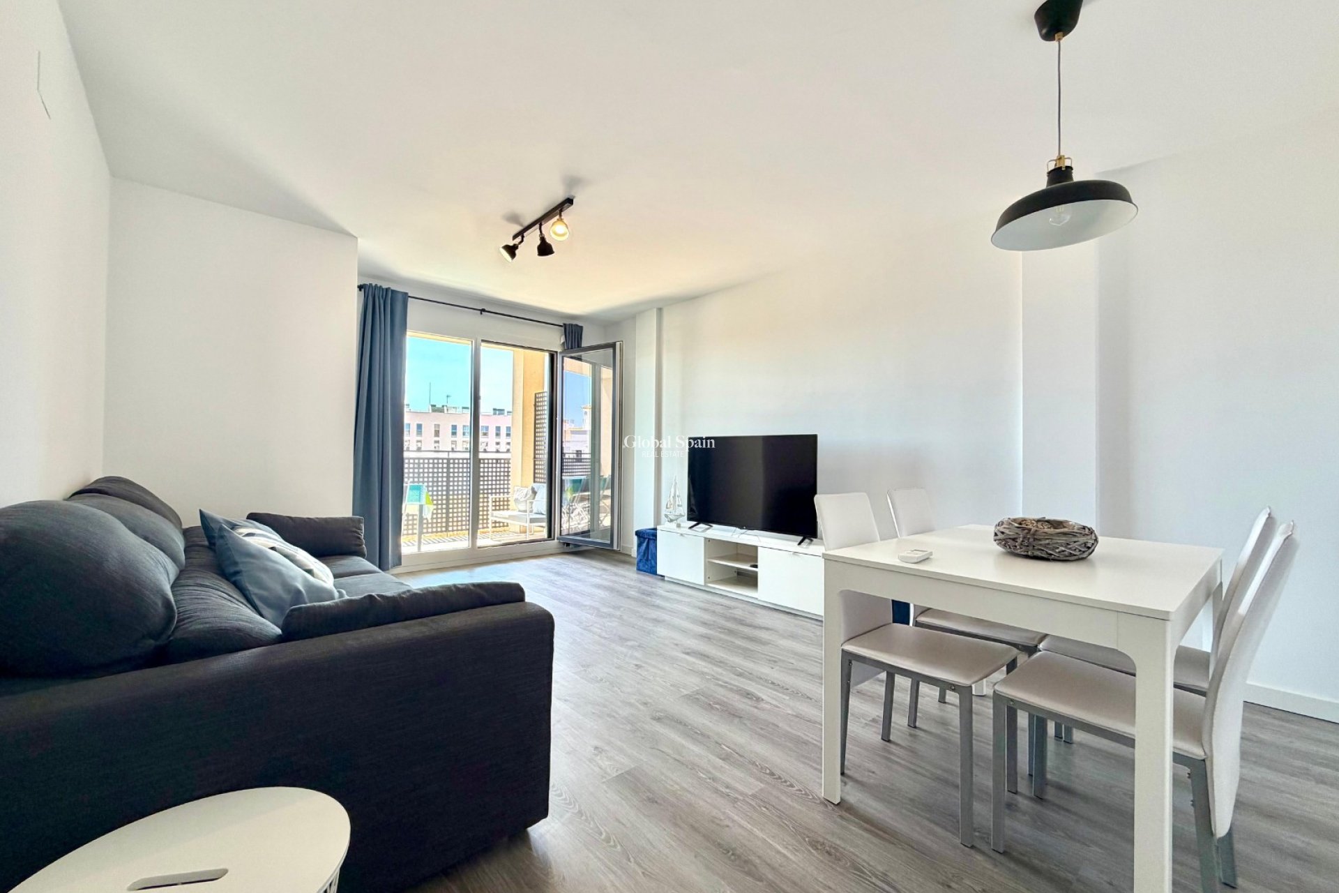 Long Term Rental - APARTMENT -
DENIA - Port