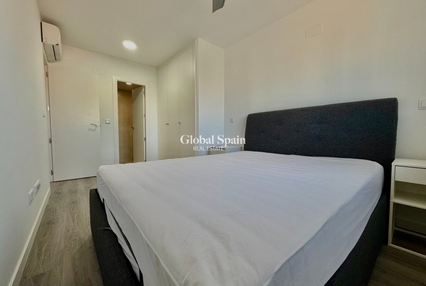 Long Term Rental - APARTMENT -
DENIA - Port