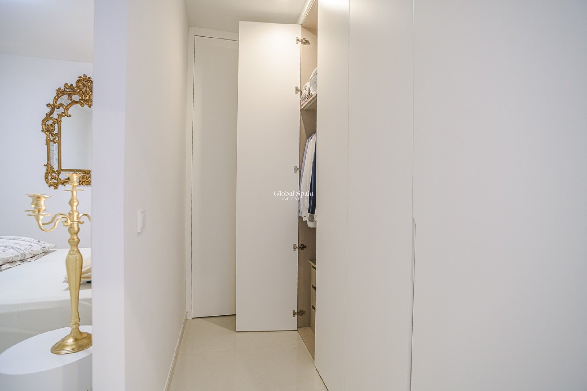 Long Term Rental - APARTMENT -
TORREVIEJA - Torrevieja