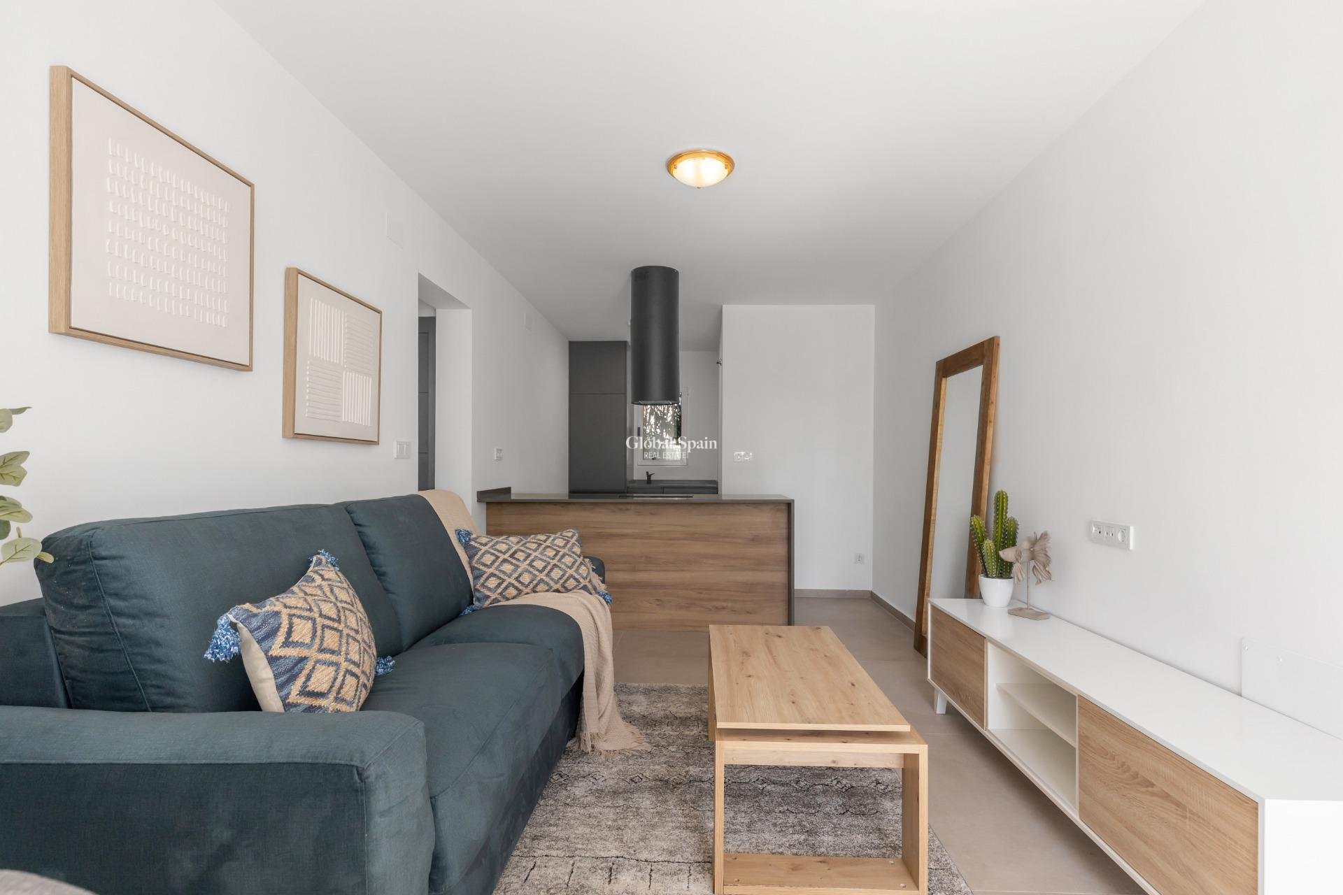 Long Term Rental - APARTMENT -
TORREVIEJA - Zona los Frutales