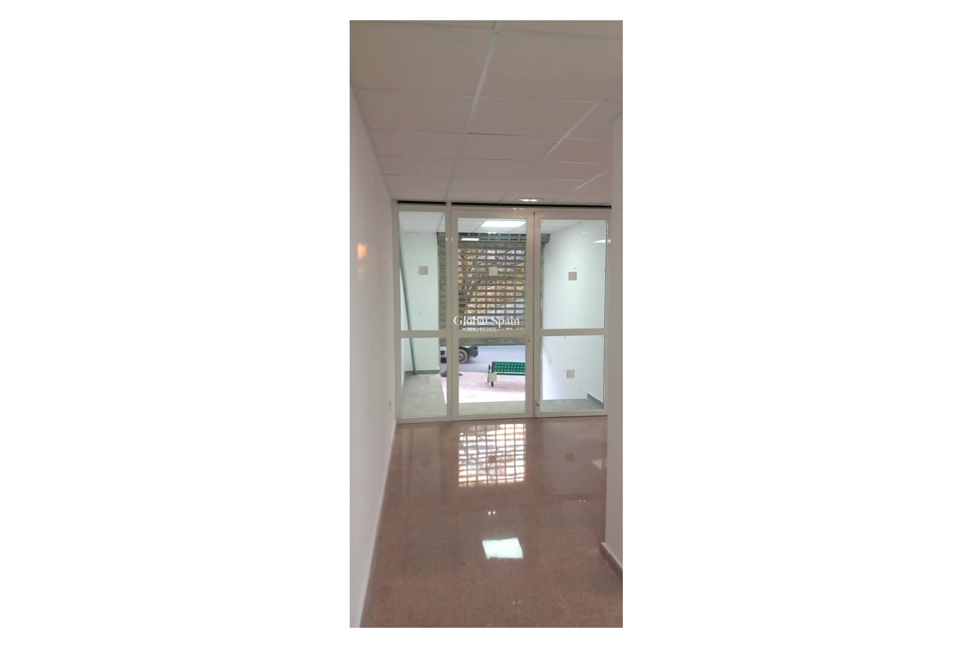 Long Term Rental - Local -
CALLOSA D'EN SARRIÀ - Callosa De Ensarrià