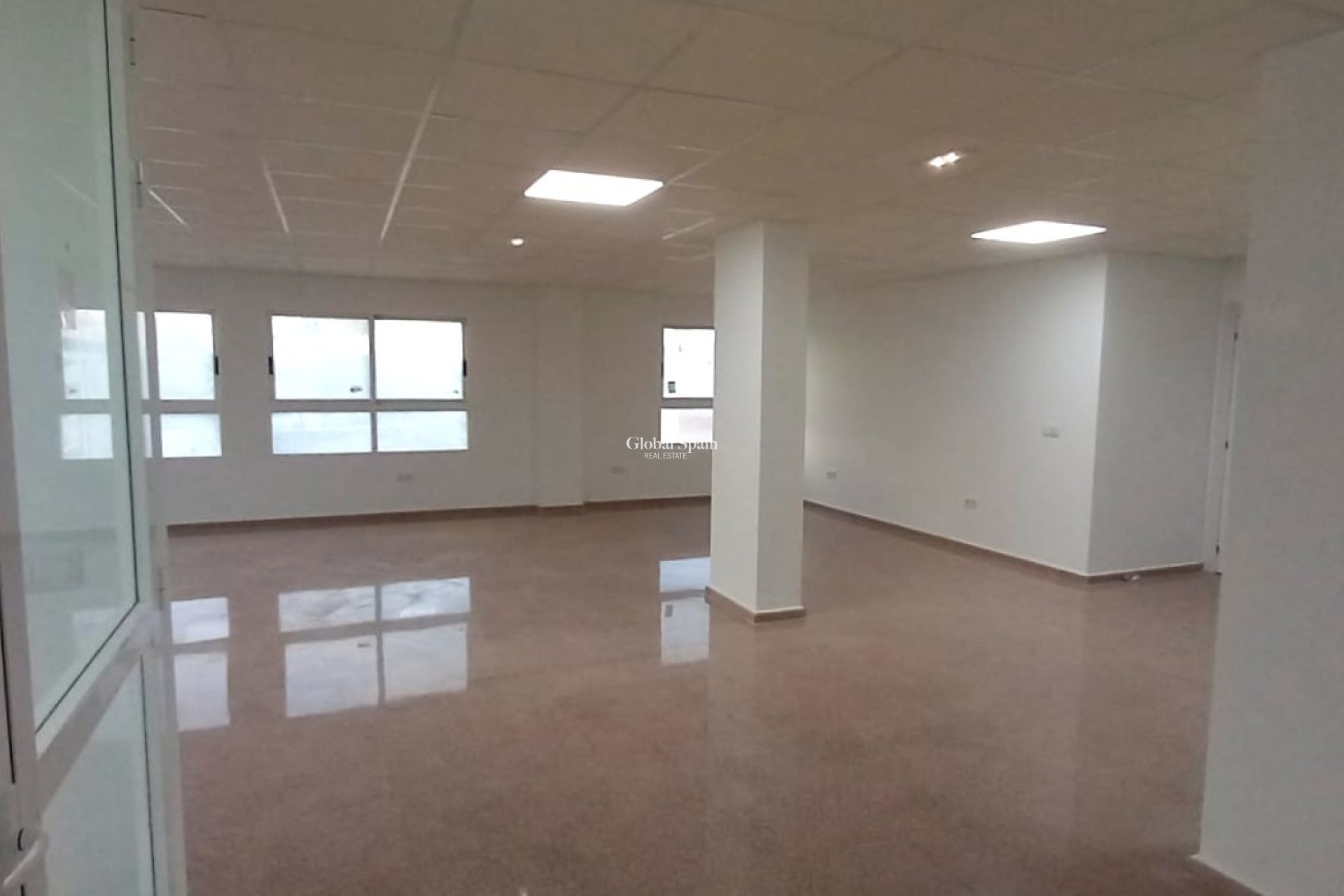 Long Term Rental - Local -
Callosa De Ensarrià