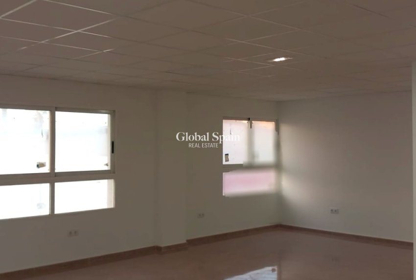 Long Term Rental - Local -
Callosa De Ensarrià