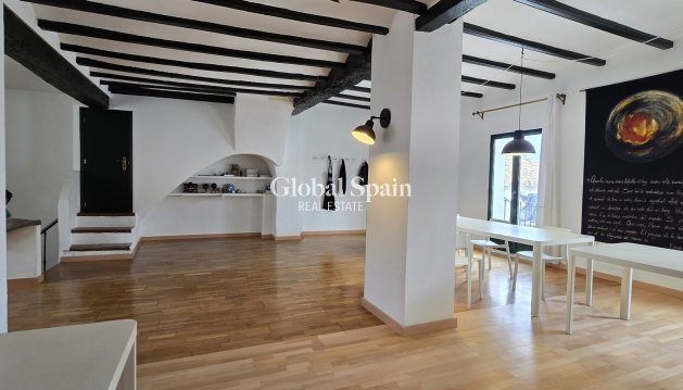 Maison de village - Revente - Benissa -
                Benissa