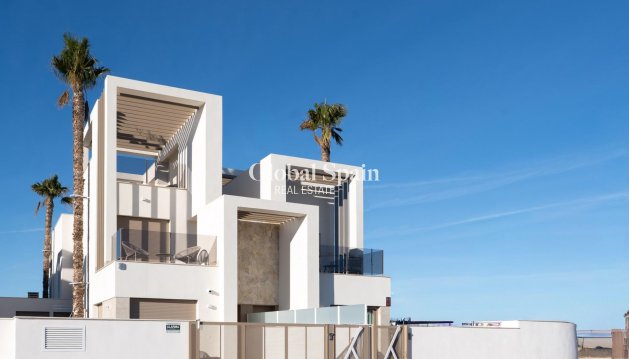 MAISON - Nouvelle construction - LOS ALCÁZARES -
                LOS ALCÁZARES