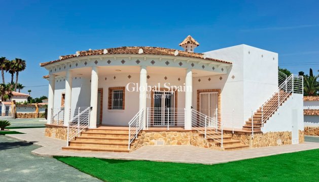 MAISON - Revente - CATRAL -
                Catral
