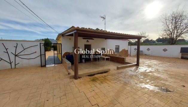 MAISON - Revente - MURCIA -
                Inland