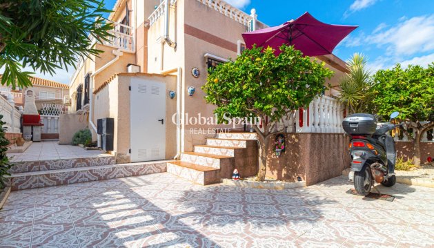 Maison - Revente - ORIHUELA COSTA -
                CABO ROIG