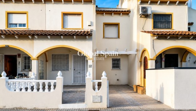 MAISON - Revente - ORIHUELA COSTA -
                Costa Blanca