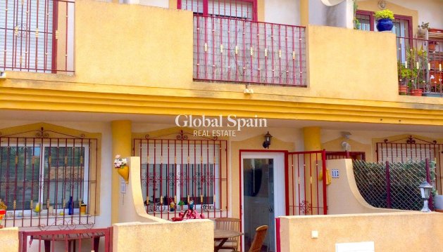 MAISON - Revente - PLAYA FLAMENCA -
                Costa Blanca