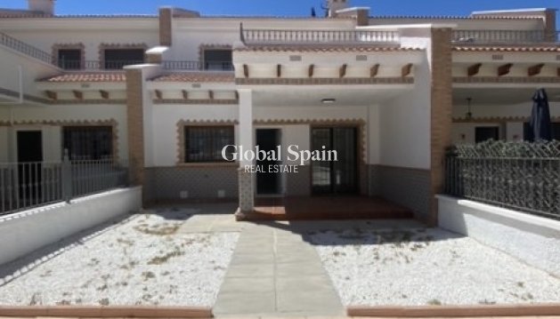 MAISON - Revente - SAN MIGUEL DE SALINAS -
                Inland