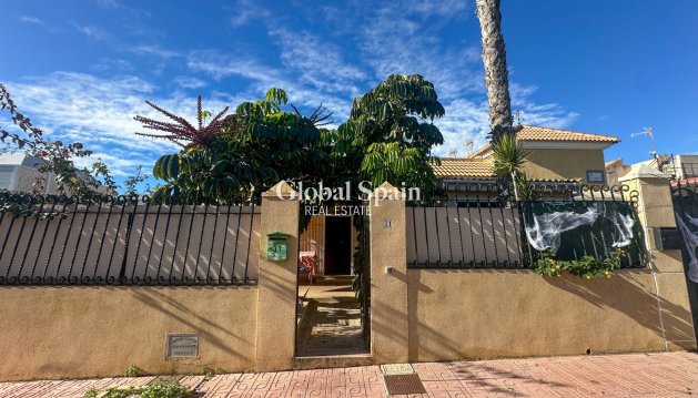 MAISON - Revente - TORREVIEJA -
                Costa Blanca