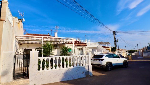 MAISON - Revente - TORREVIEJA -
                La Siesta - San Luis