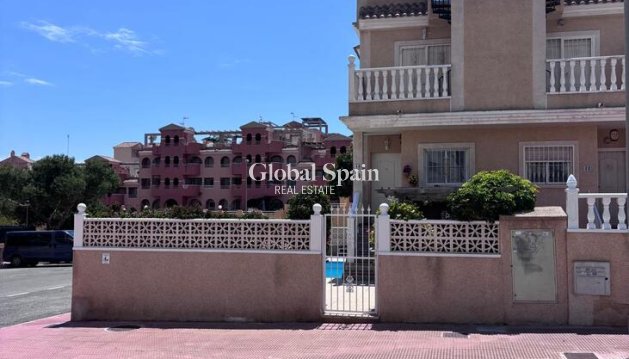 MAISON - Revente - VILLAMARTÍN -
                Costa Blanca