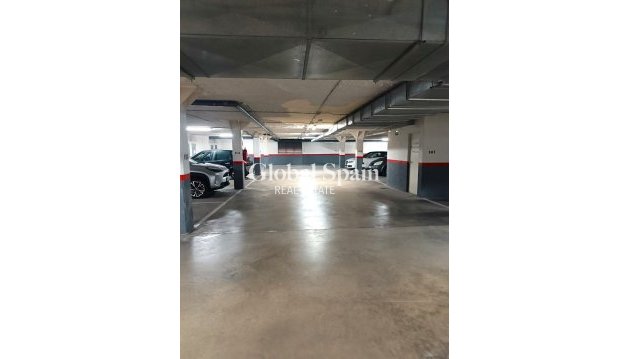 MIEJSCA PARKINGOWE / GARAZ - Odsprzedaż - VILLAJOYOSA -
                Cala de Villajoyosa