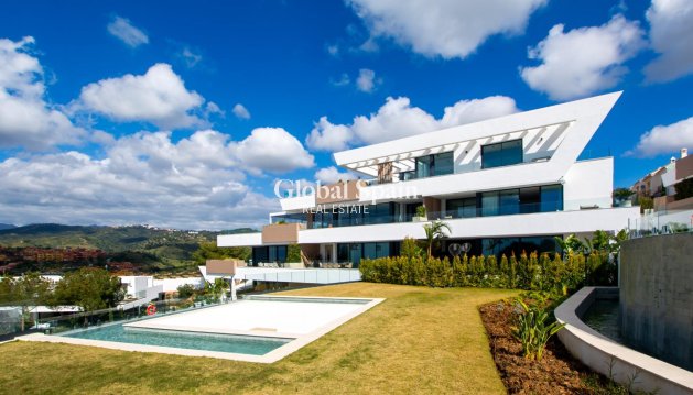 MIESZKANIE - Odsprzedaż - MARBELLA -
                Cabopino Golf