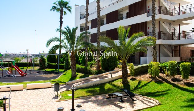 MIESZKANIE - Odsprzedaż - ORIHUELA COSTA -
                CABO ROIG