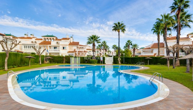 MIESZKANIE - Odsprzedaż - ORIHUELA COSTA -
                