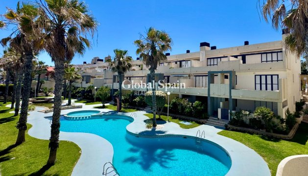 MIESZKANIE - Odsprzedaż - TORREVIEJA -
                La Mata