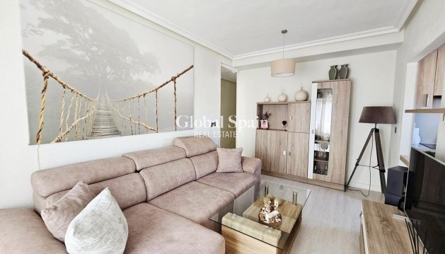 MIESZKANIE - Odsprzedaż - TORREVIEJA -
                Nueva Torrevieja