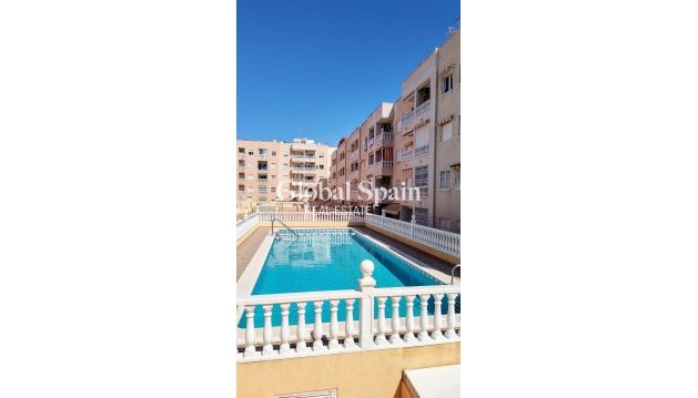 MIESZKANIE - Odsprzedaż - TORREVIEJA -
                Playa de los Locos
