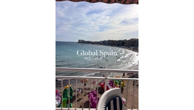 MIESZKANIE - Odsprzedaż - TORREVIEJA -
                Playa de los Locos