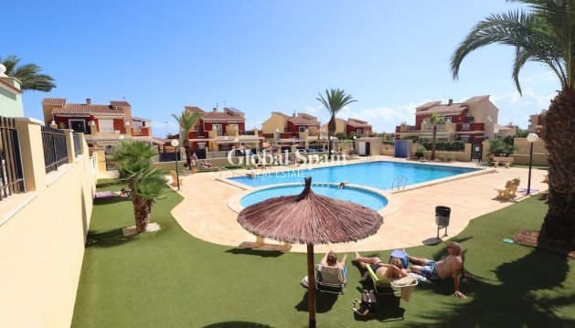 MIESZKANIE - Odsprzedaż - TORREVIEJA -
                