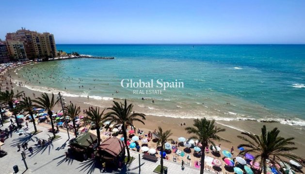 MIESZKANIE - Odsprzedaż - TORREVIEJA -
                