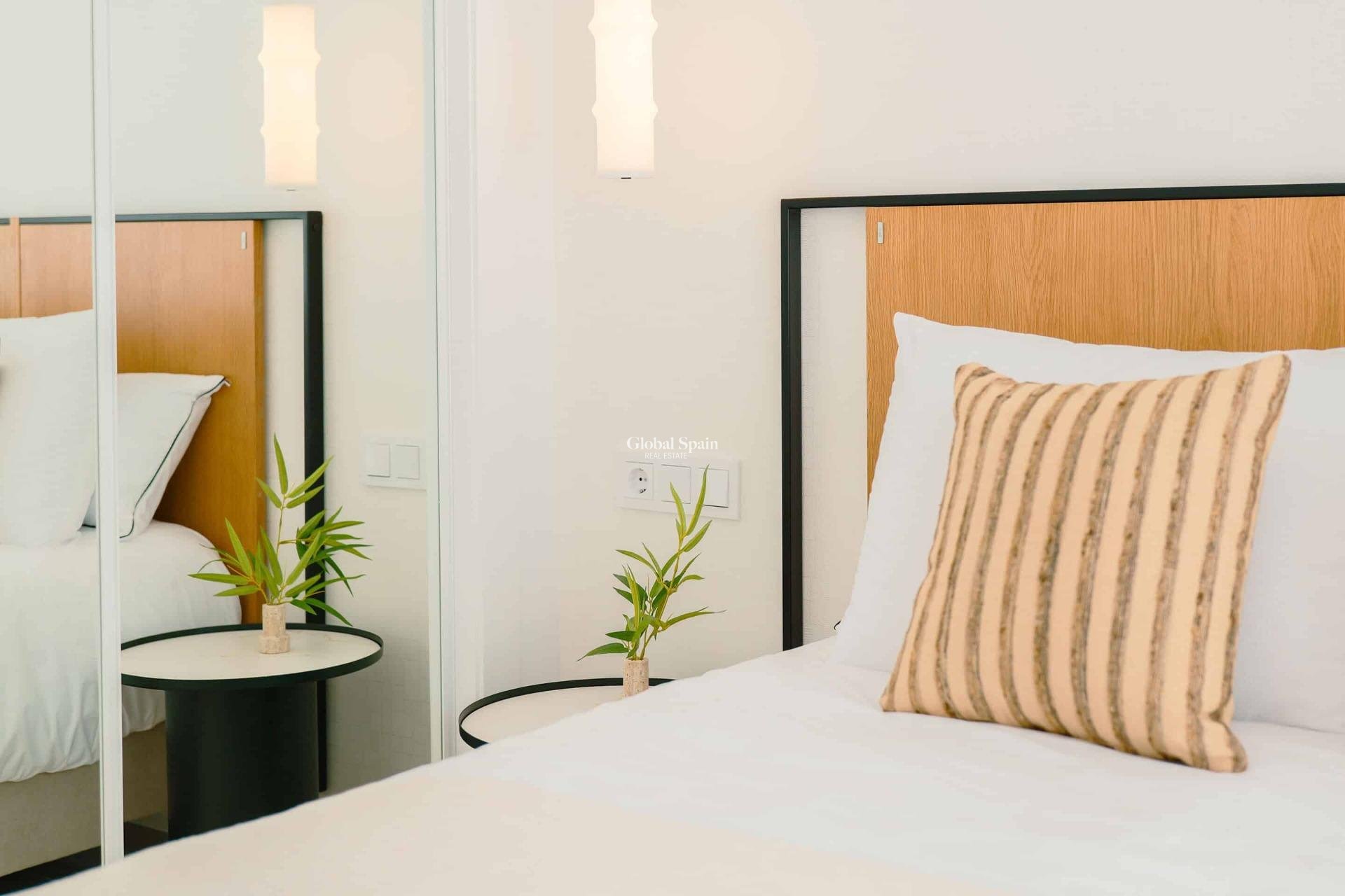 Neubau - Bungalow im Erdgeschoss -
ROJALES - Doña Pepa