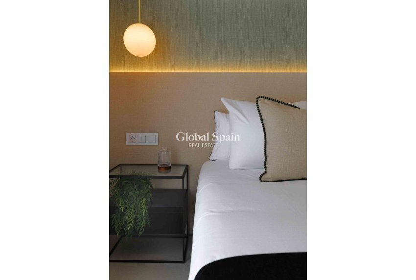 Neubau - Bungalow im Erdgeschoss -
ROJALES - Doña Pepa