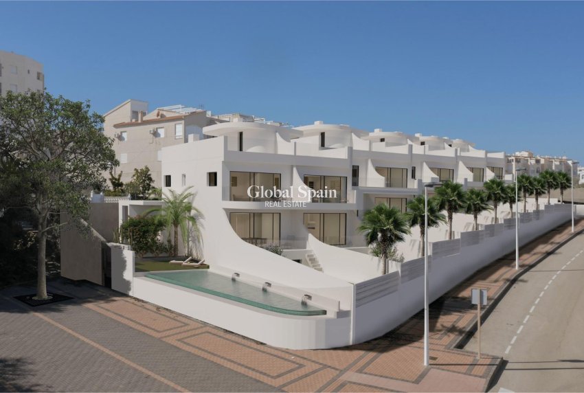 Neubau - Bungalow im Erdgeschoss -
TORREVIEJA - La Mata-La Manguilla