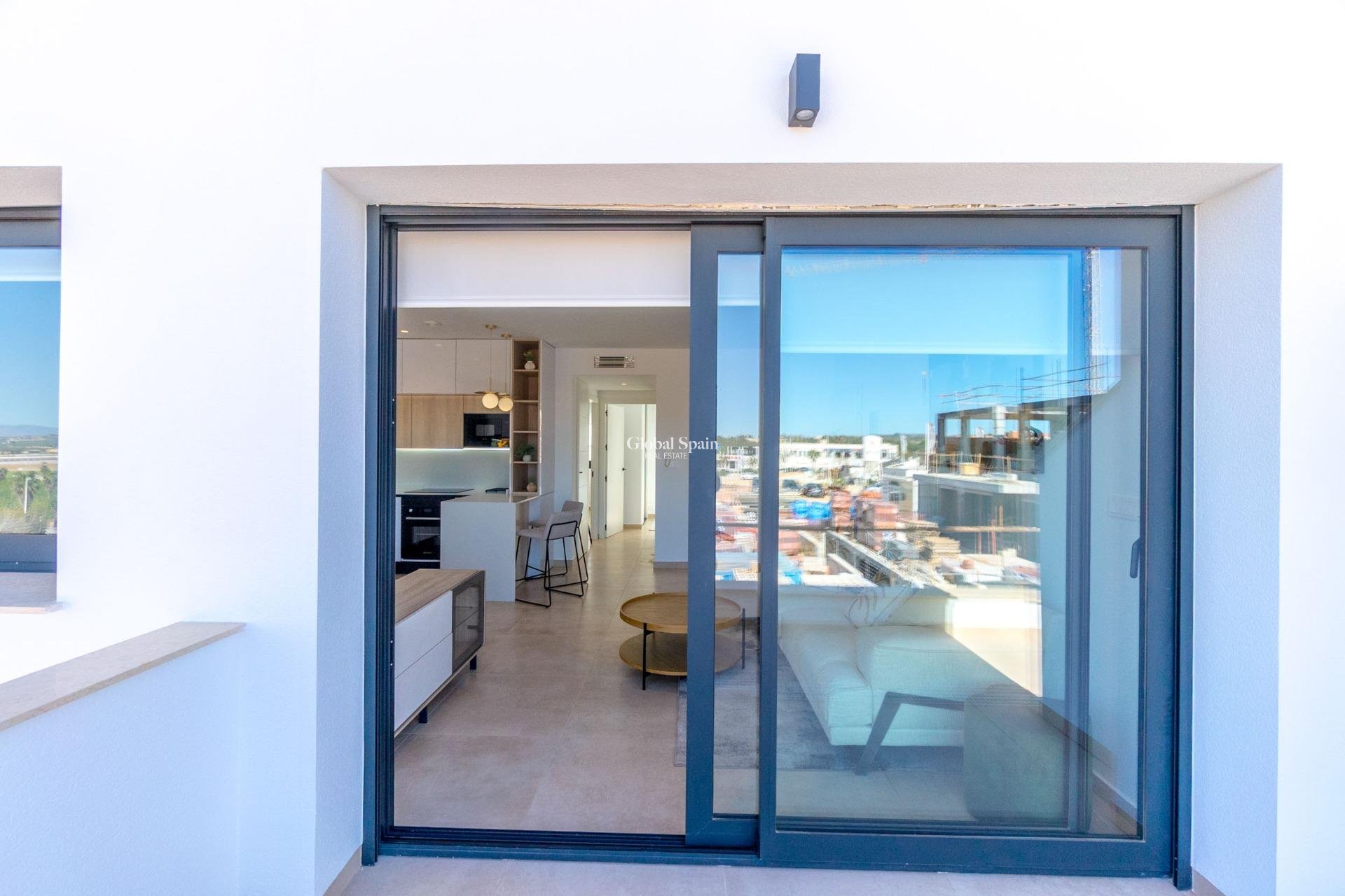 Neubau - Bungalow im obersten Stockwerk -
TORREVIEJA - LOS BALCONES - LOS ALTOS