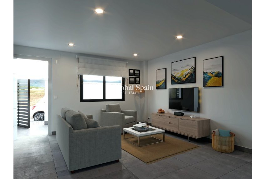 Neubau - Duplex -
LOS BELONES