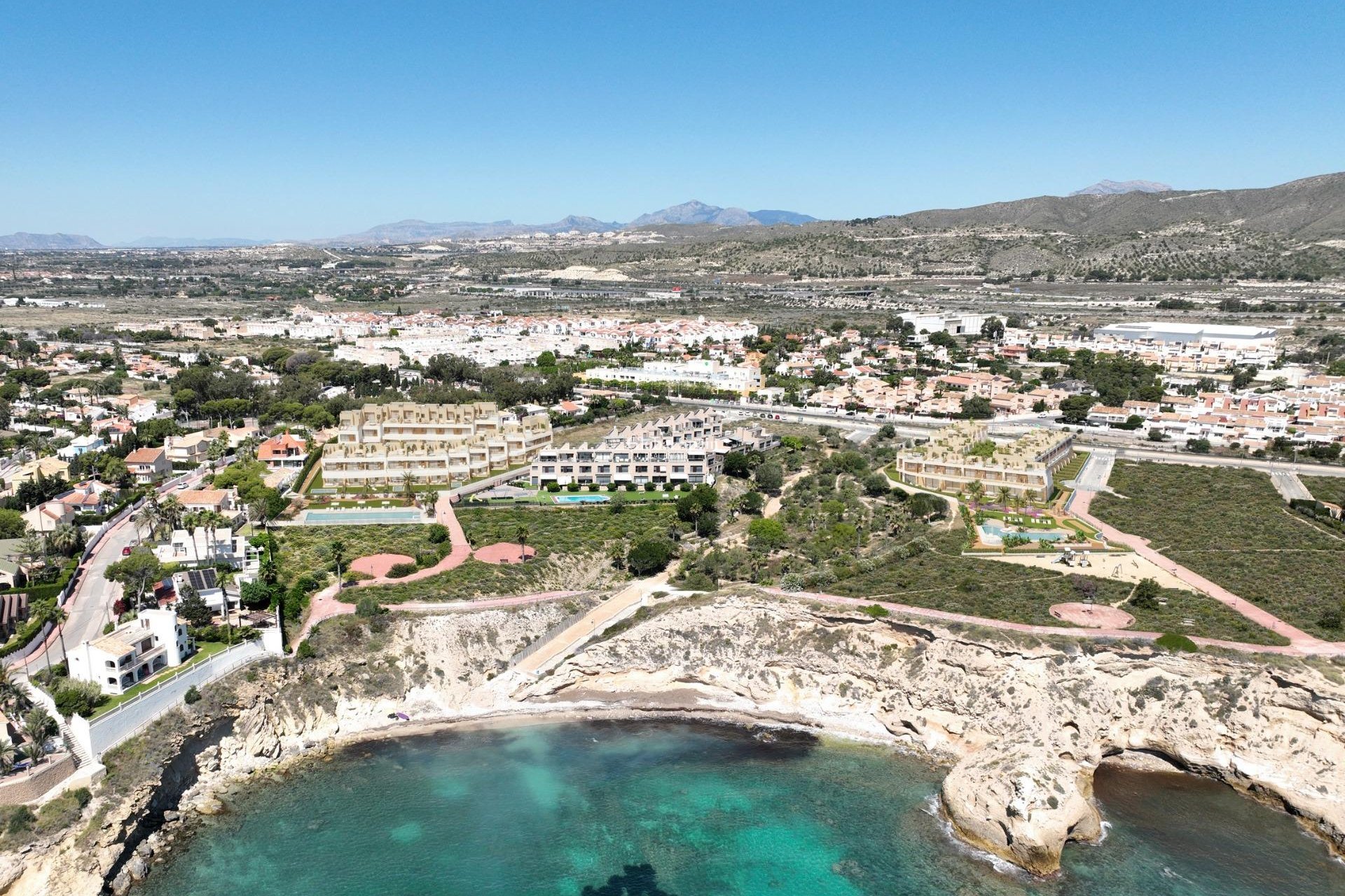 Neubau - HAUS -
EL CAMPELLO - Platja de L´Amerador